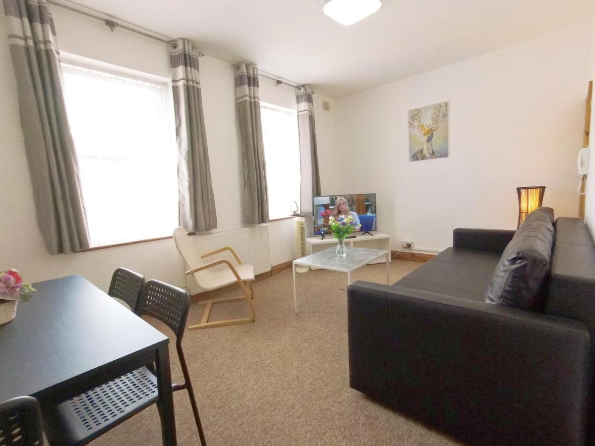 Apartament Carnation Flat A In Wembley Londyn Zewnętrze zdjęcie